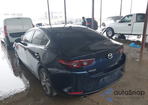 2019 Mazda Mazda3 Preferred Package from USA, damaged, VIN 3MZBPADLXKM106161